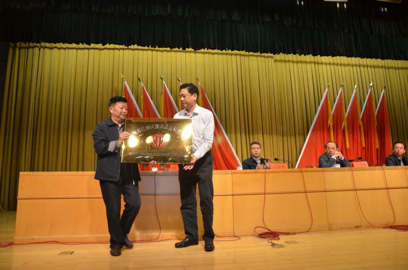 3377体育 - 全网最全最有态度的体育赛事直播平台